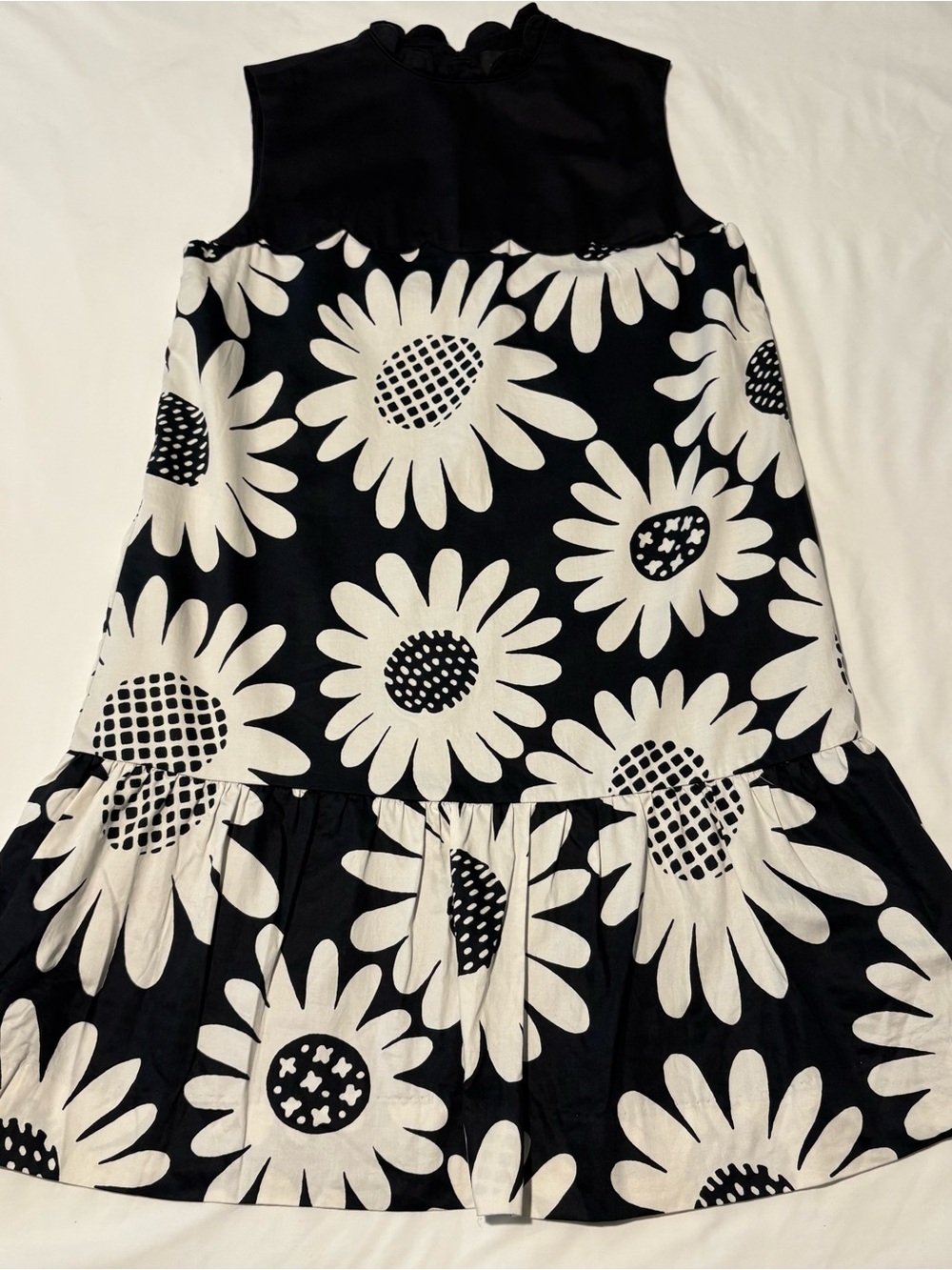 Victoria Beckham Mod Daisy Dress Mini - Picture 3 of 9